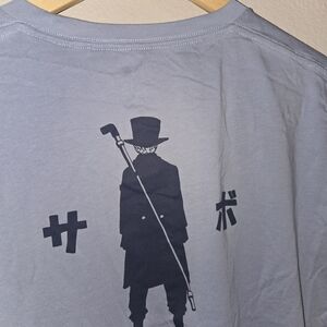 Uniqlo Gray Graphic Tee with Japanese Design